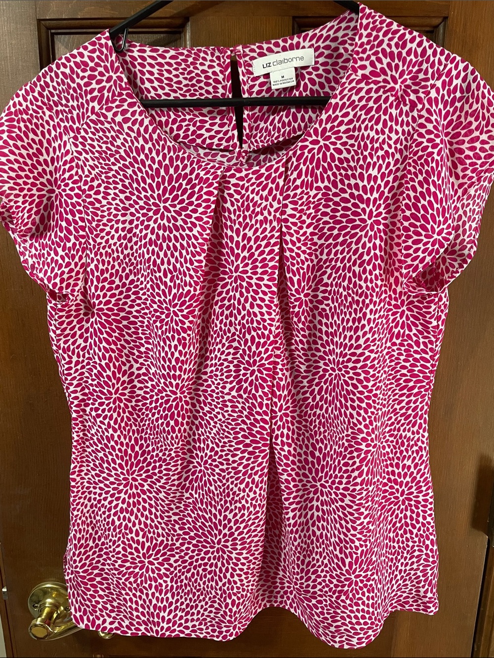 Liz Claiborne Fuchsia and White Petal-Print Cap Sleeve Blouse